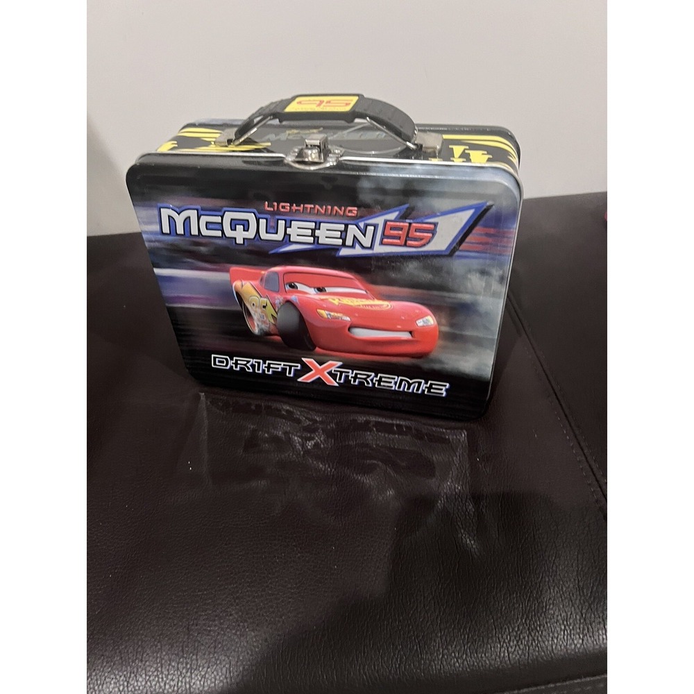 Disney Cars Lightning McQueen 95 Drift Xtreme Lunch Box Tin 6" x 7.5"
